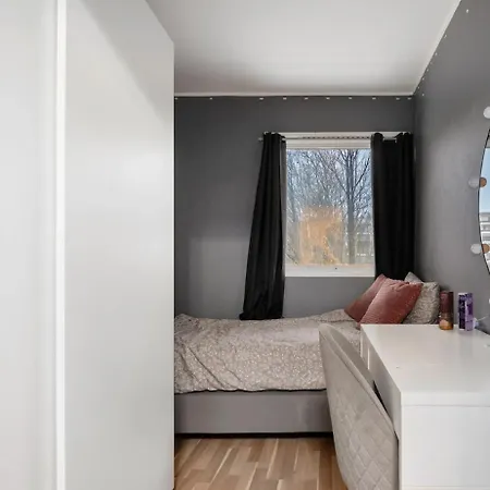 Large Close To - In Peaceful Area Lejlighed Oslo